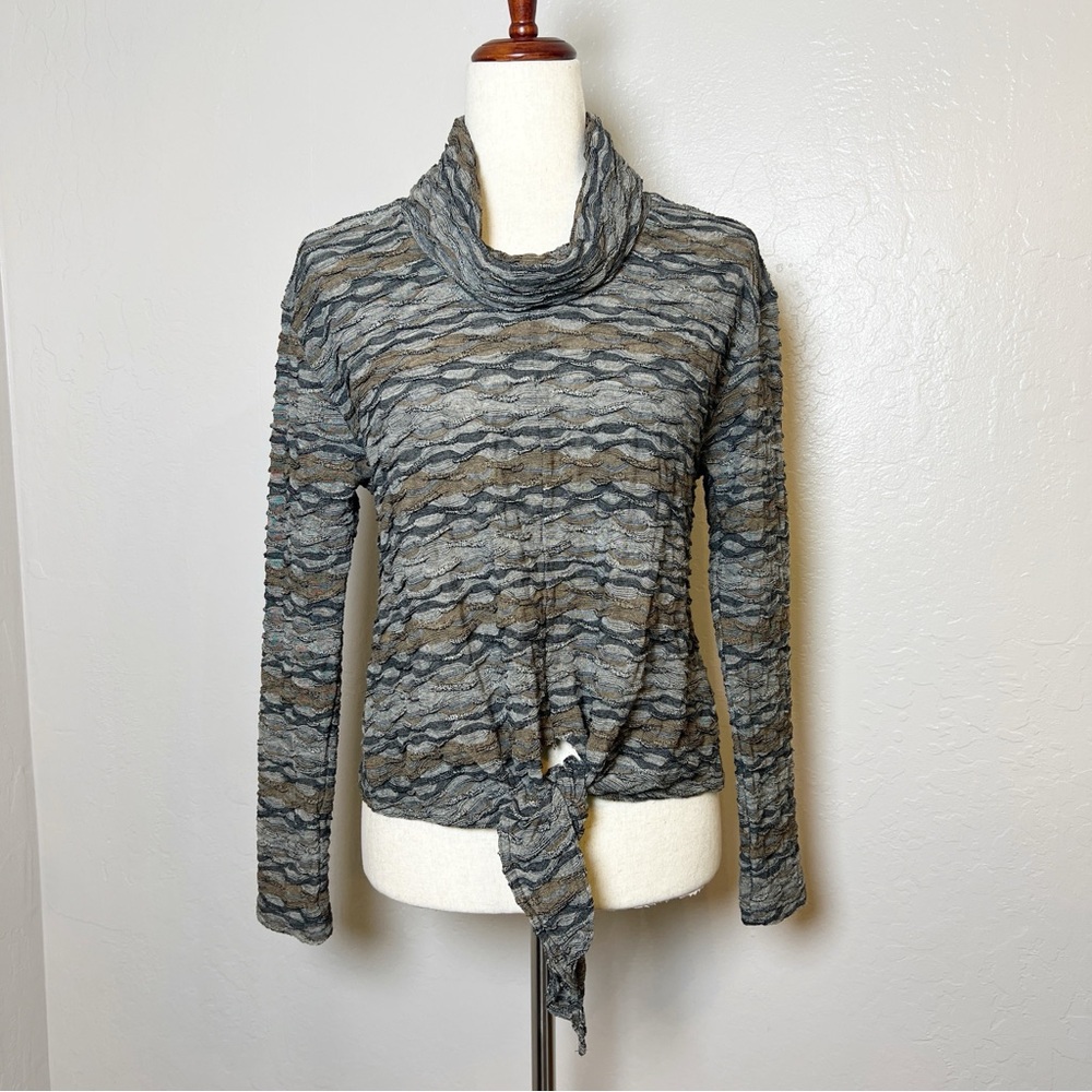 •SNO SKINS• Textured Cowl Neck Long Sleeve Top with Tie at Hem in Neutral Size S